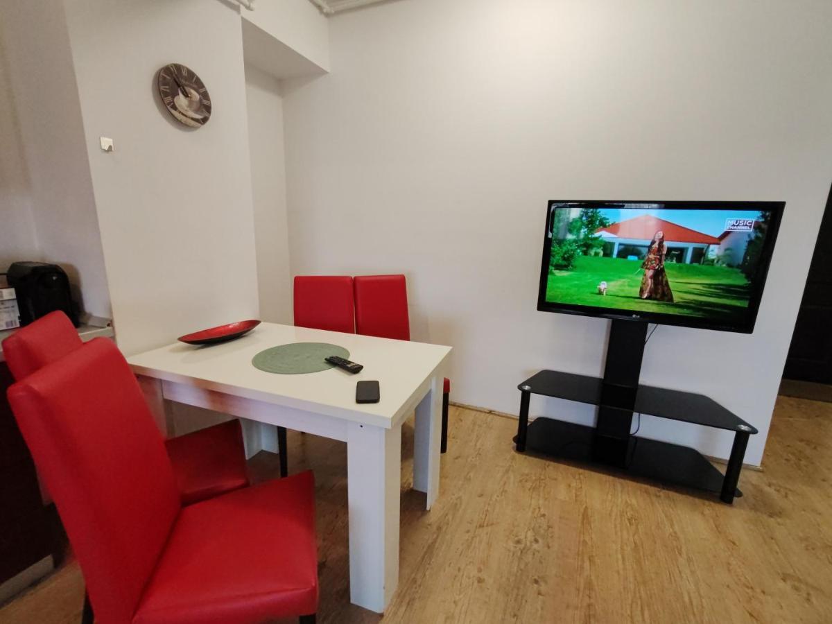 Unirii Sky Central Suite Bucharest Exterior photo